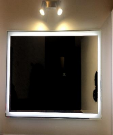 Панель с зеркалом (LED) см